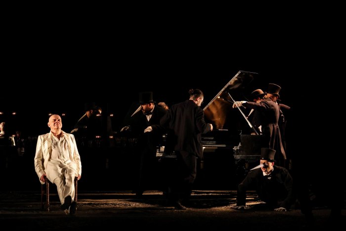 спектакль р бутусова сатирикон. спектакль р. спектакль р бутусова сатирикон. юрий чурсин 2016. спектакль р бутусова сатирикон.